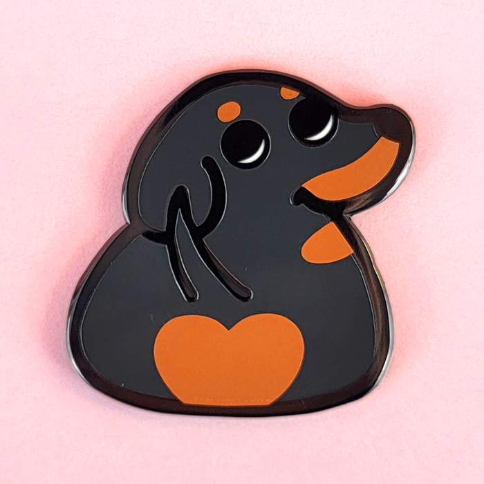 Weenie Dog Pin - Heart Butt Doxie Black