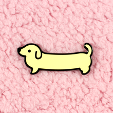Weenie Dog Pin - Short Coat Solid Cream - Flea Circus Designs